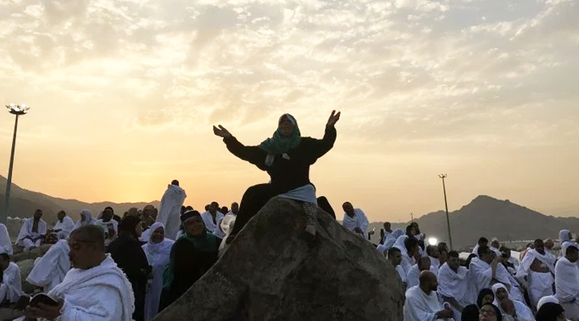 ಅರಾಫಾತ್ ಬಯಲಿನಲ್ಲಿ ಜಮಾಯಿಸಿದ ಯಾತ್ರಿಗಳು